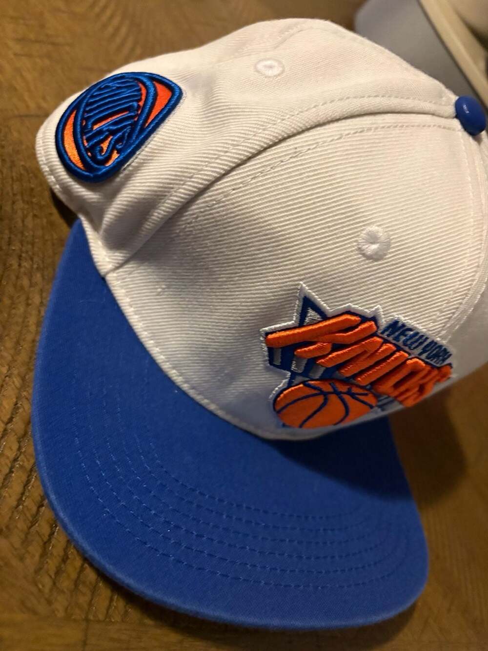 Pro Standard New York Knicks Leather Brim Snapback Hat
